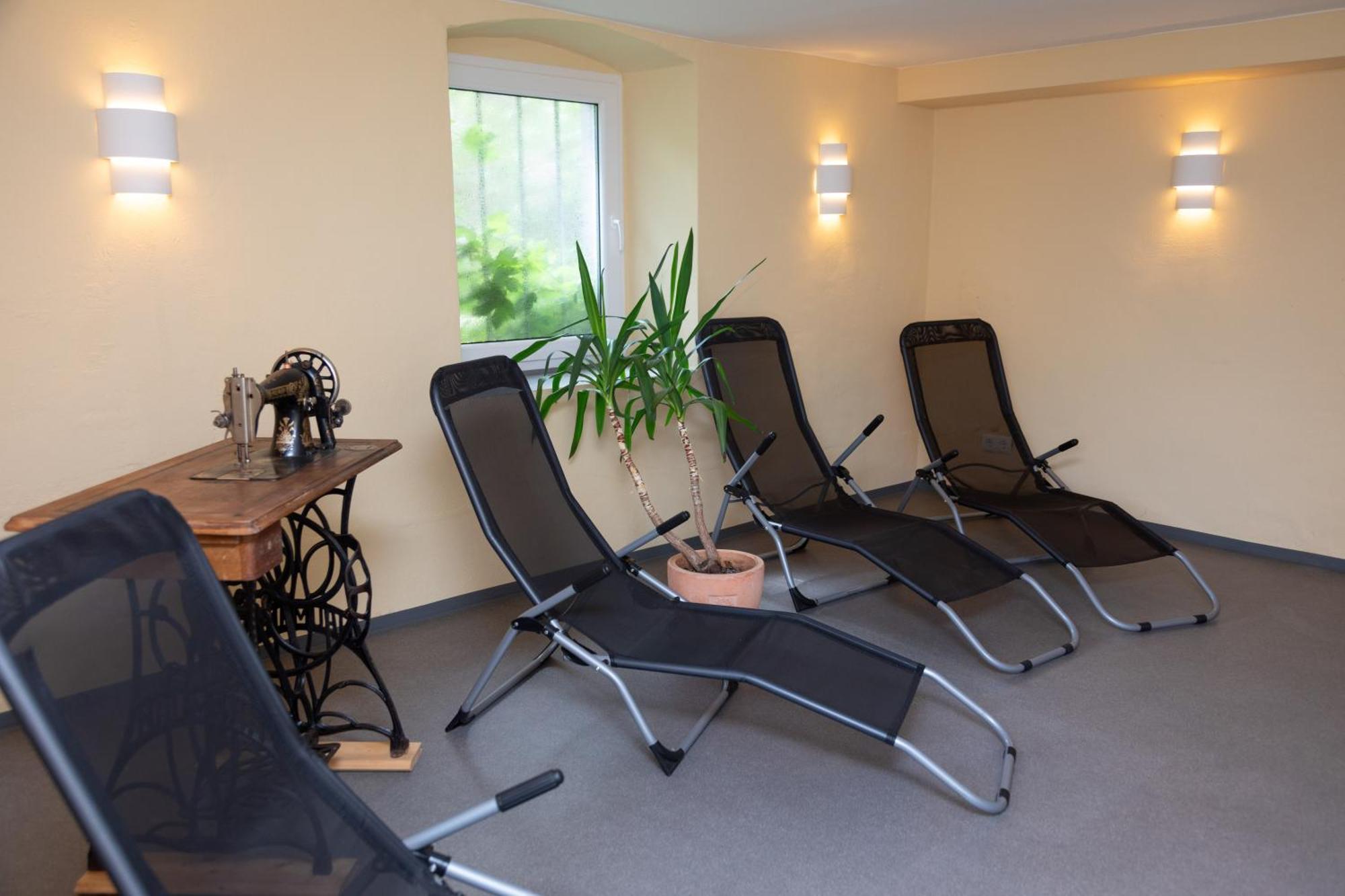 Moderne Ferienwohnung In Alter Villa 格奥尔根塔尔 外观 照片