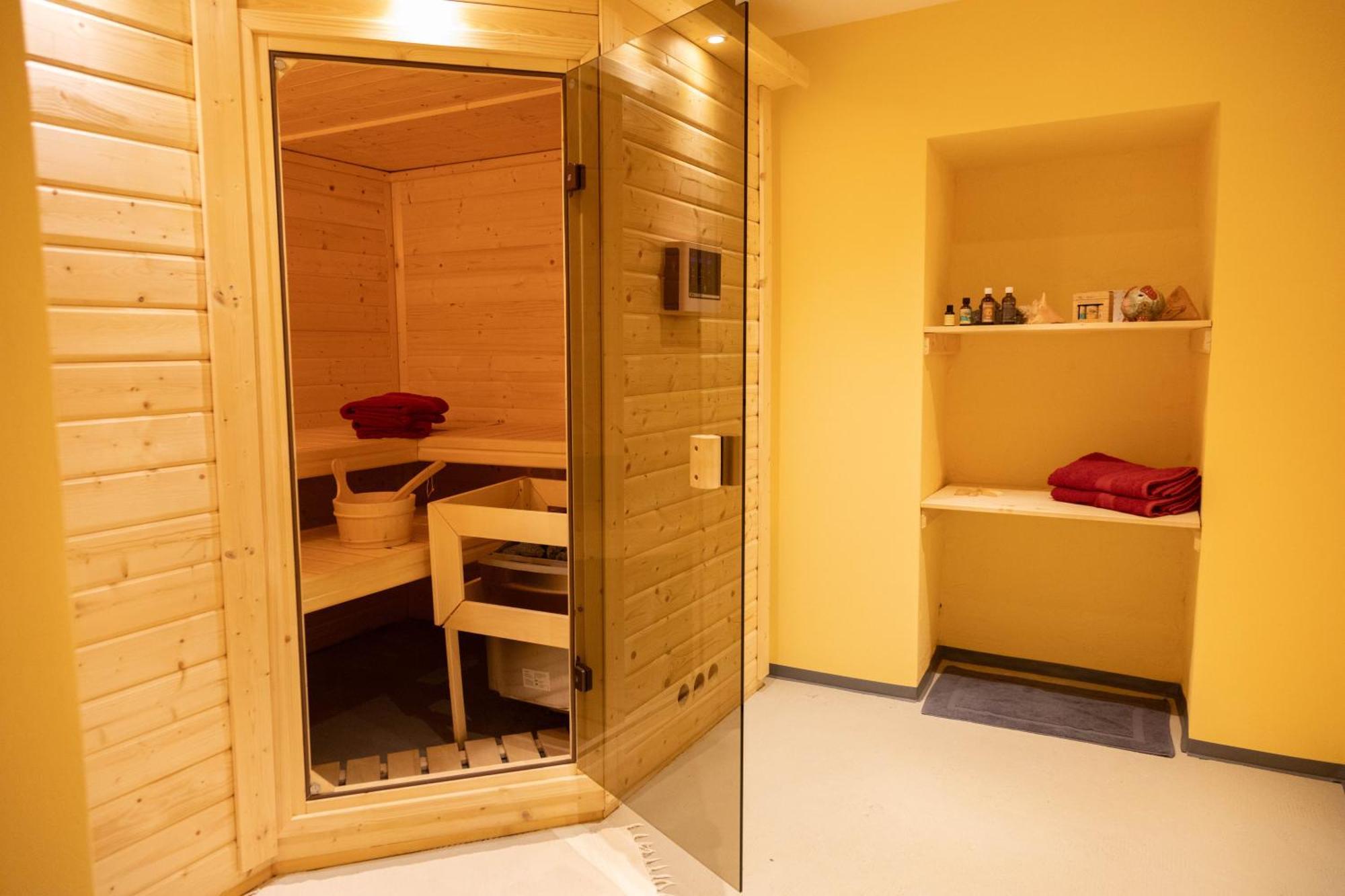 Moderne Ferienwohnung In Alter Villa 格奥尔根塔尔 外观 照片